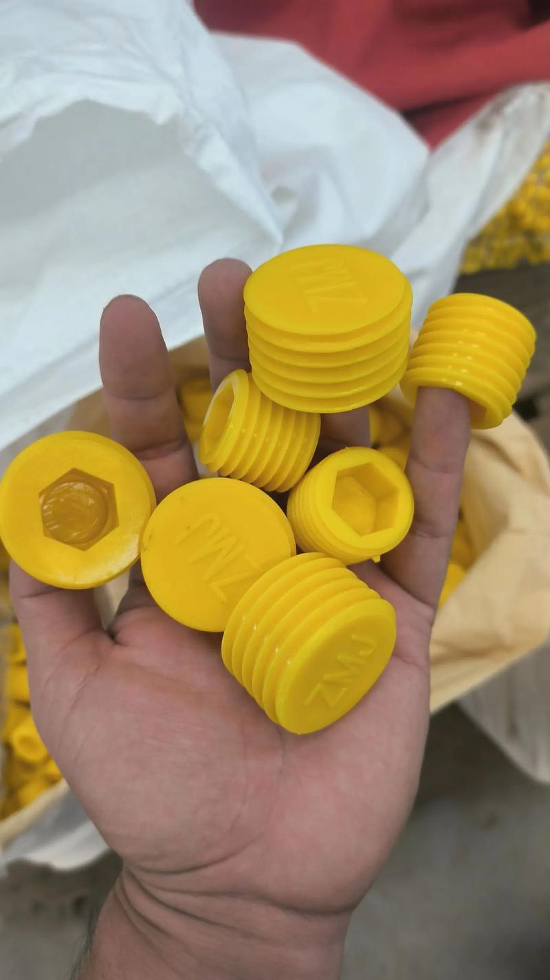 专业加工定做各类塑料橡胶制品，满足煤矿设备与液压系统需求